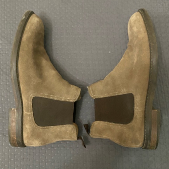 - 10.5 size - 1901 boot / 7/10